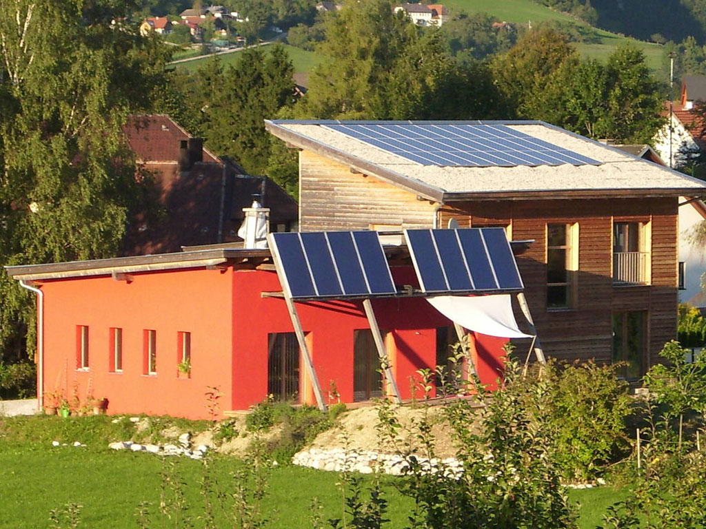 Straw bale house in Molln, Upper Austria