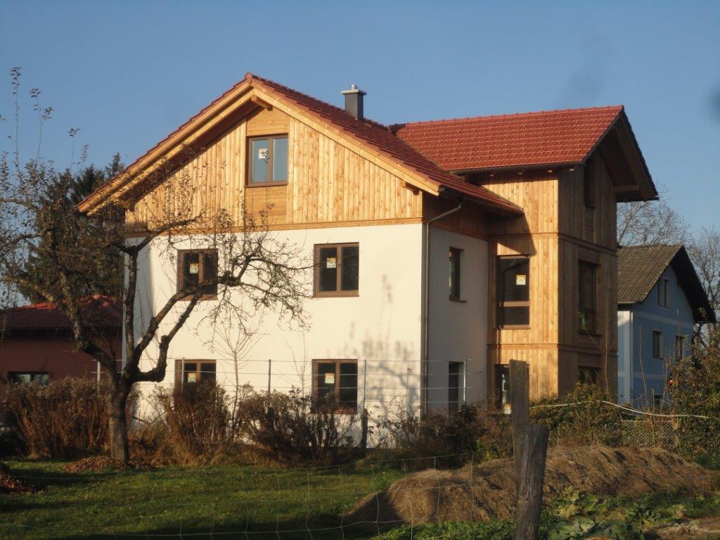 Residential house and physiotherapy in Braunau