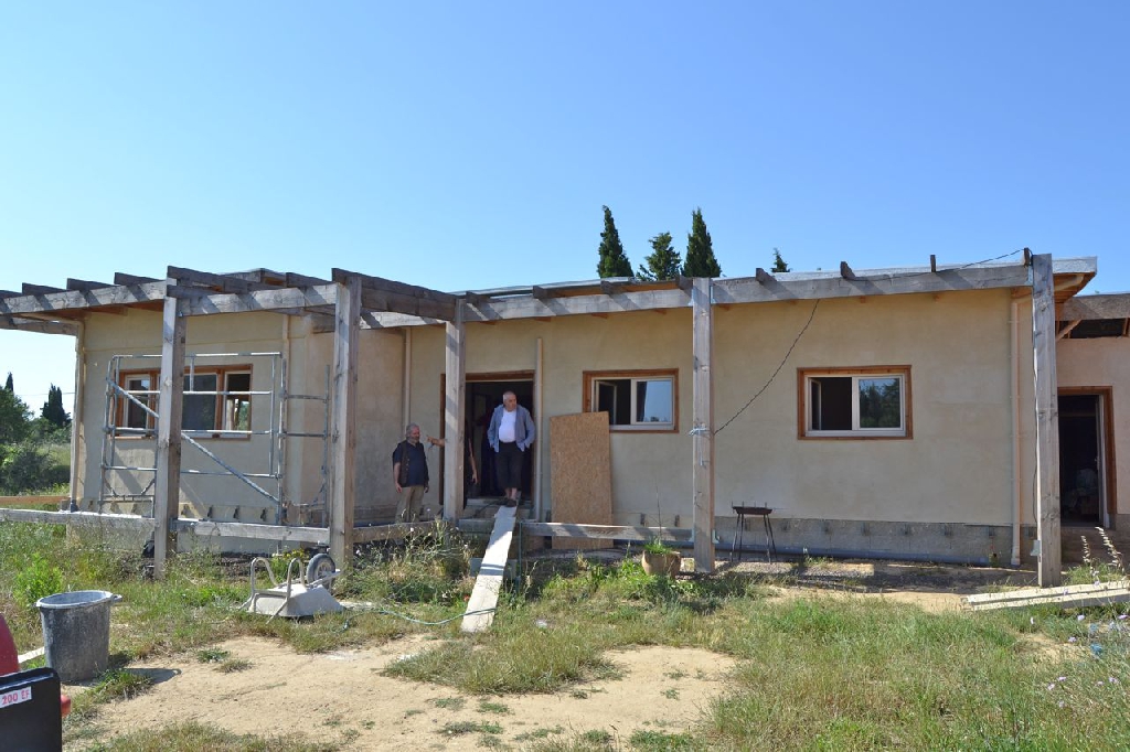 Maison en Paille Porteuse